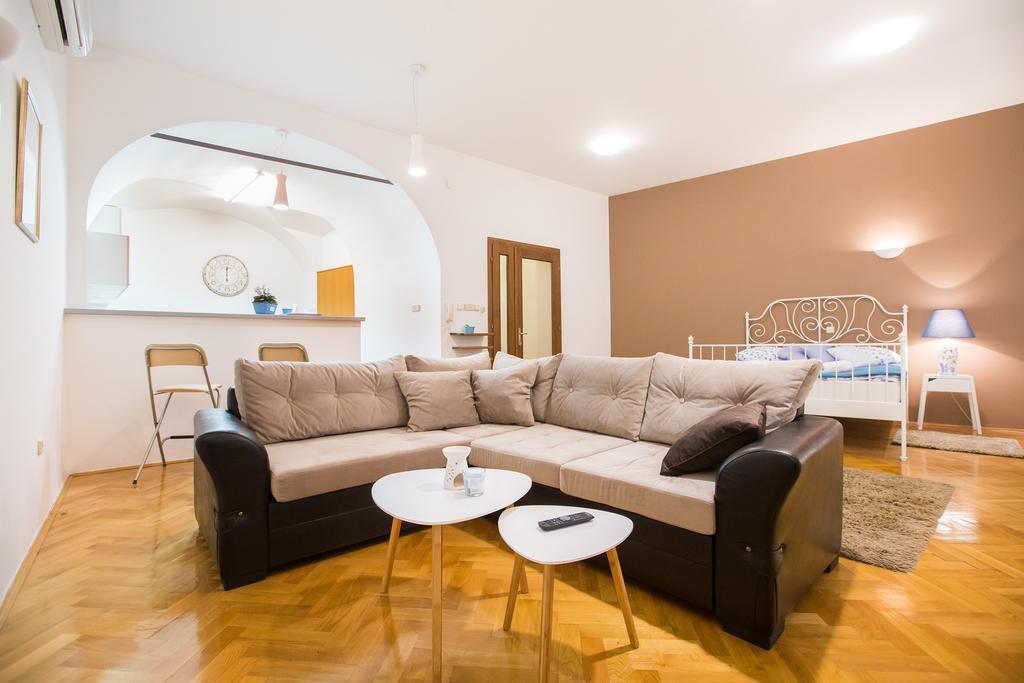 Apartman Kaptol Zagreb Bagian luar foto