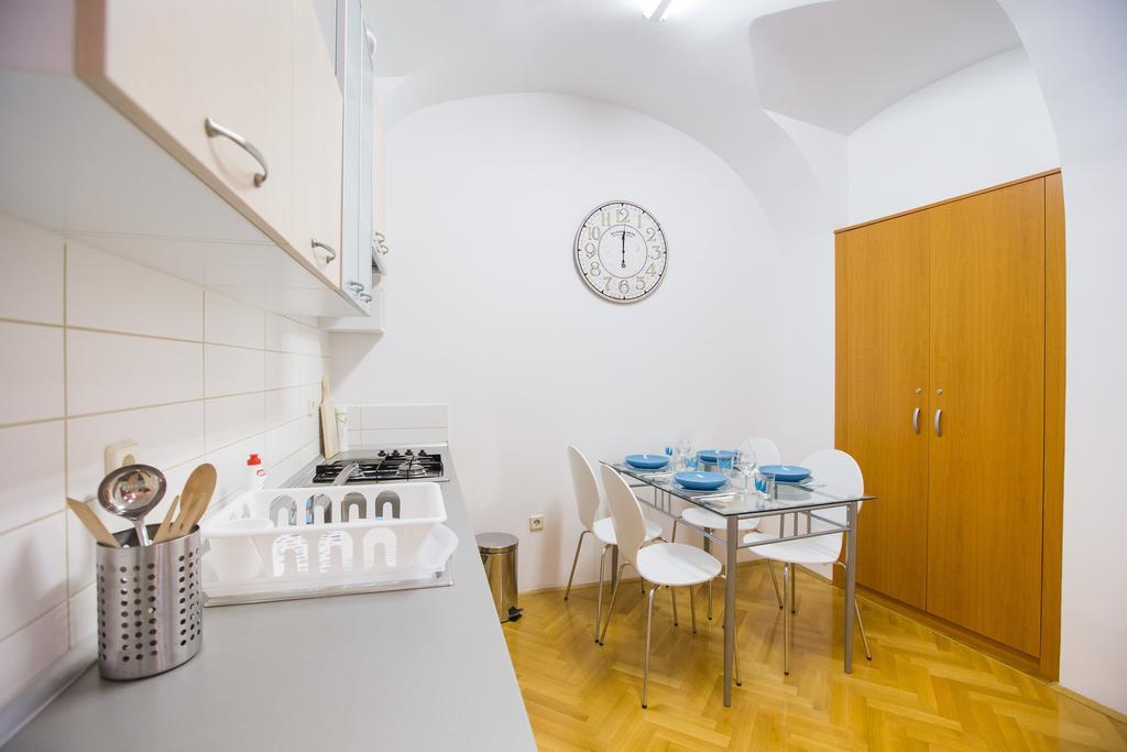 Apartman Kaptol Zagreb Bagian luar foto